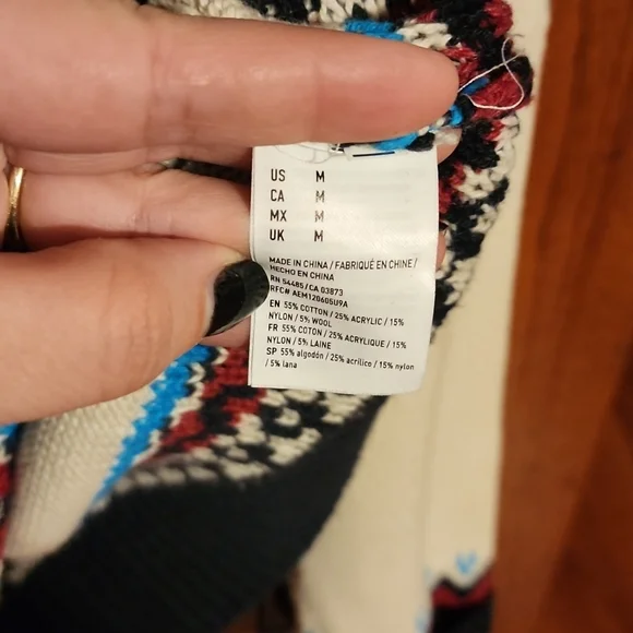 American Eagle sweater - Picture 3 of 5